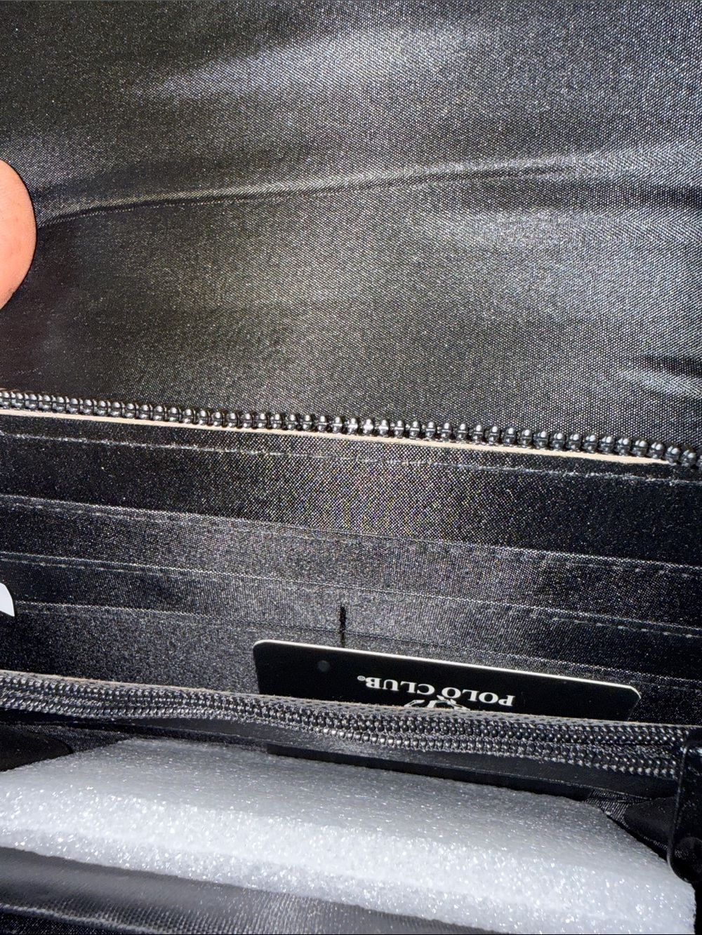 Beverly Hills Polo Club Black Pebbled Leather Crossbody Wallet with Gold Logo - Picture 8 of 8